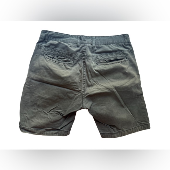 Cotton On Men's Shorts - Picture 2 of 5